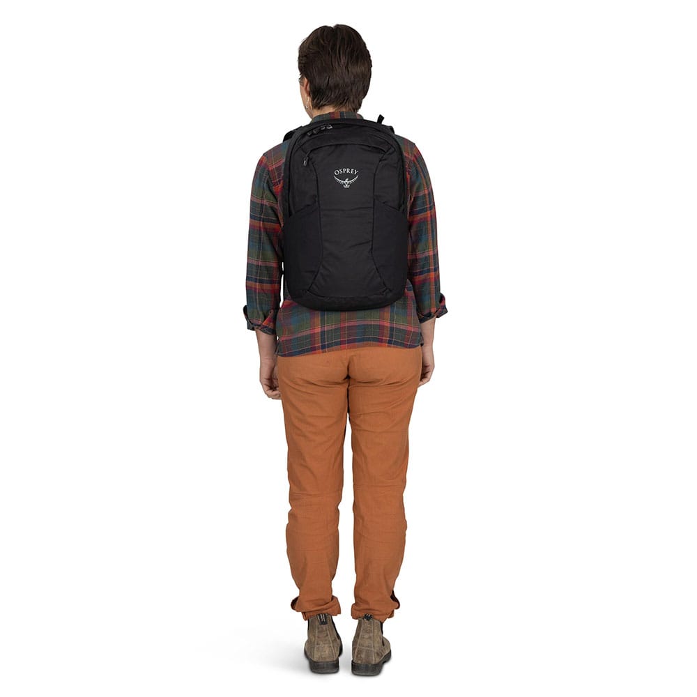 Osprey fairview 55 svart på modell