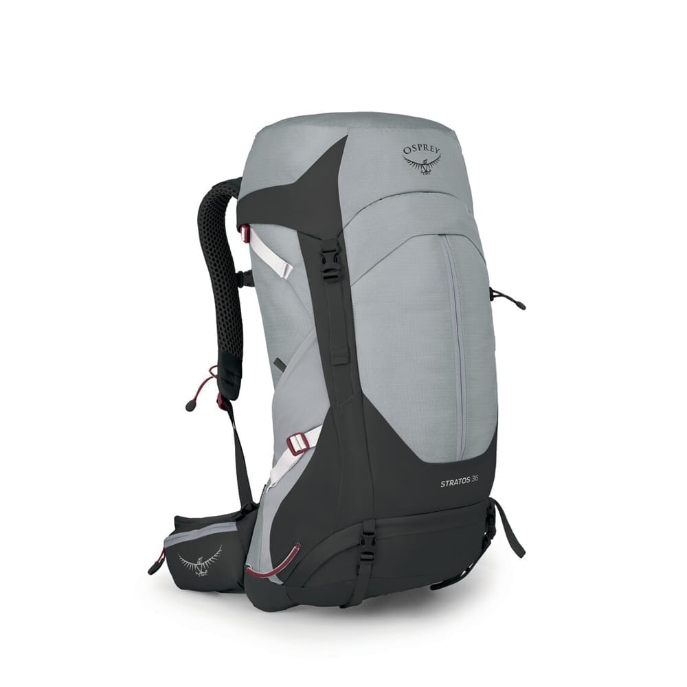 Osprey ryggsekk i modellen Stratos 36 i lysgrå og svart.