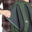 datafack på Osprey Arcane XL Day hverdagsryggsekk (unisex)