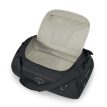 En åpen Osprey Daylite Duffel 45 L veske (unisex)