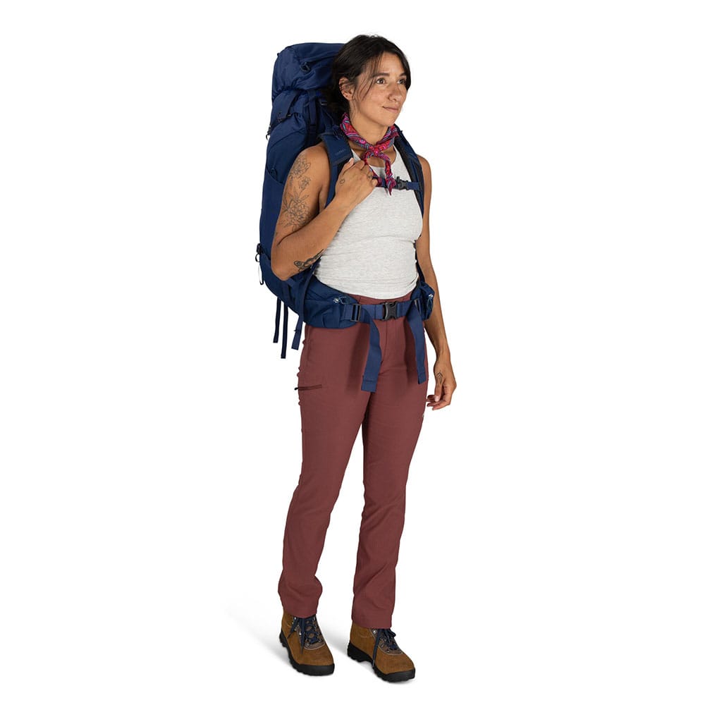 Osprey kyte LT 65 serenity blue på modell