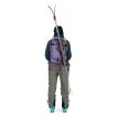 Osprey Firn 18 skisekk (unisex) på en modell