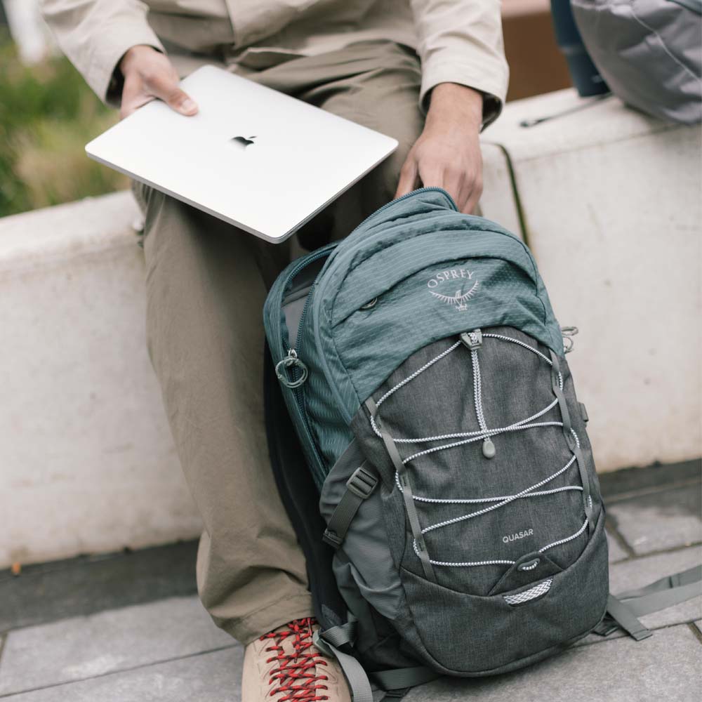 Osprey Quasar 26L hverdagsryggsekk (unisex) med innebygd datamaskinrom