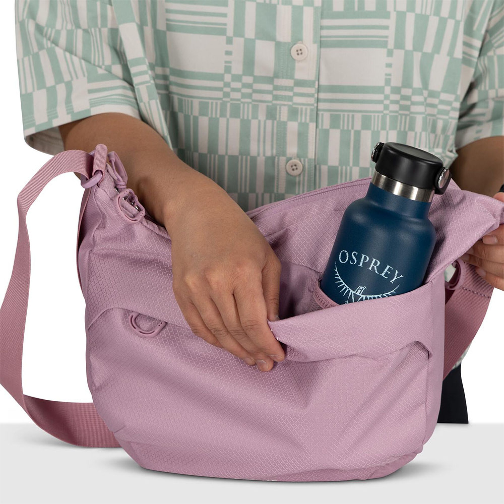Osprey Daylite Crossbody Pouch (unisex) i iris pink