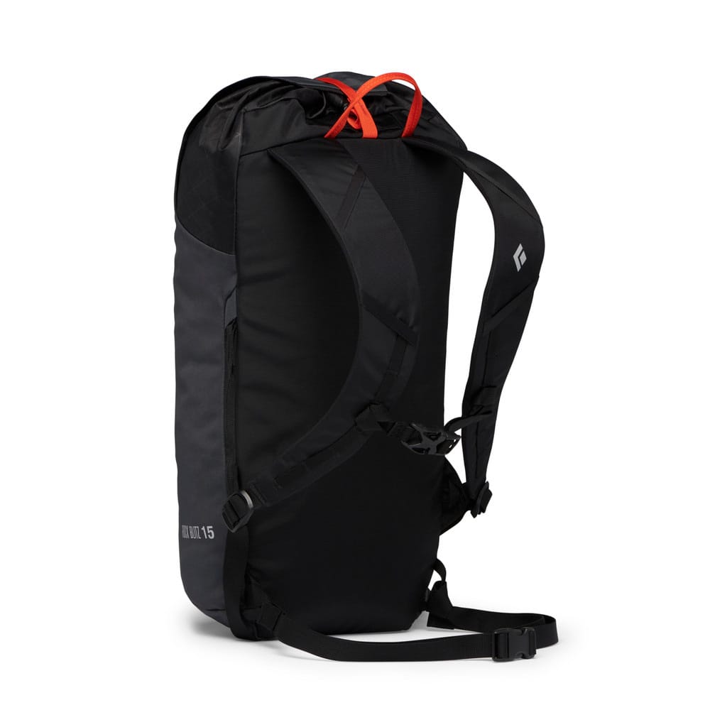 Bakside av Black Diamond Rock Blitz ryggsekk 15L