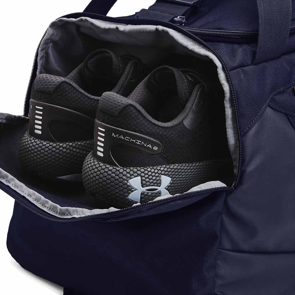 Separat skorom på en Under Armour Undeniable 5.0 Medium 58L treningsbag (unisex)