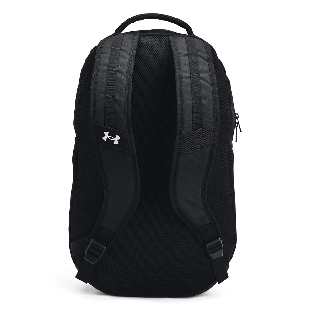 ryggpanel på en Under Armour Hustle 6.0 treningsveske med PC-lomme (unisex)