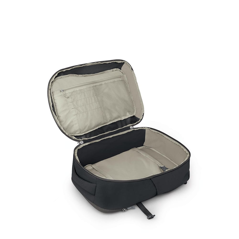en åpen Osprey Daylite Carry-On Travel Pack 35L reisesekk (unisex)